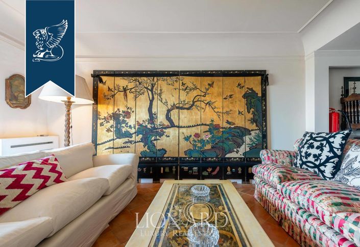 Image No.33-8 Bed Villa for sale