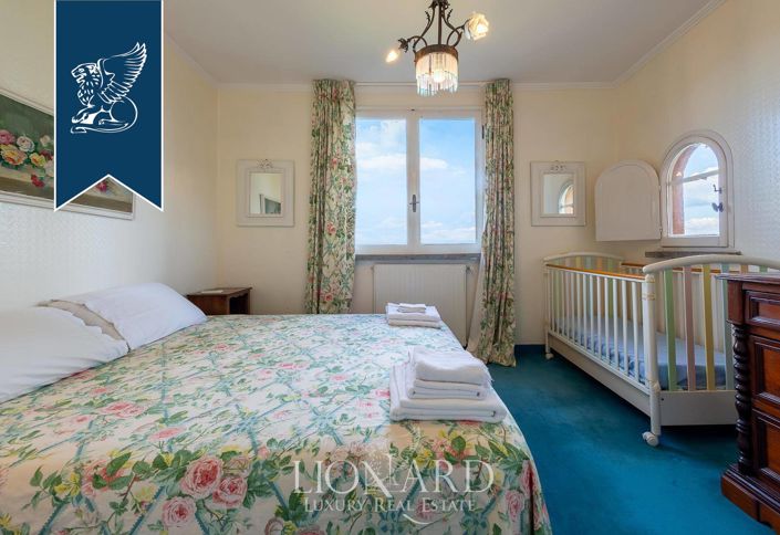 Image No.47-8 Bed Villa for sale