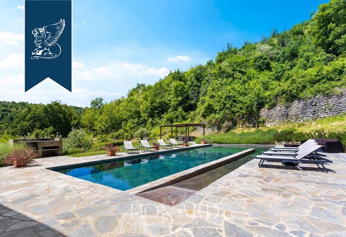 Image No.10-5 Bed Villa for sale
