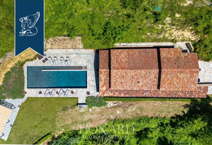 Image No.3-5 Bed Villa for sale