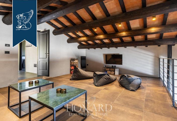 Image No.44-5 Bed Villa for sale