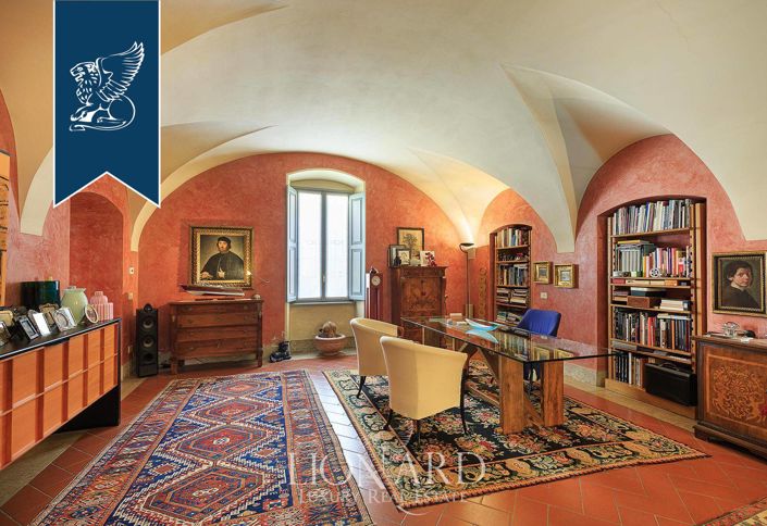 Image No.25-6 Bed Villa for sale