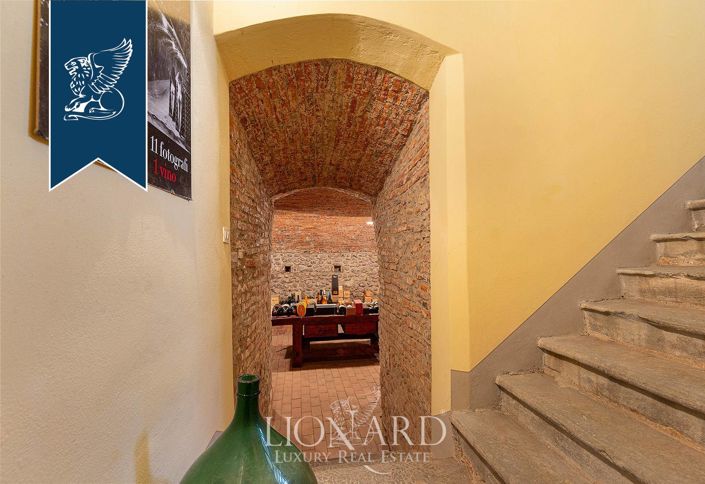 Image No.34-6 Bed Villa for sale