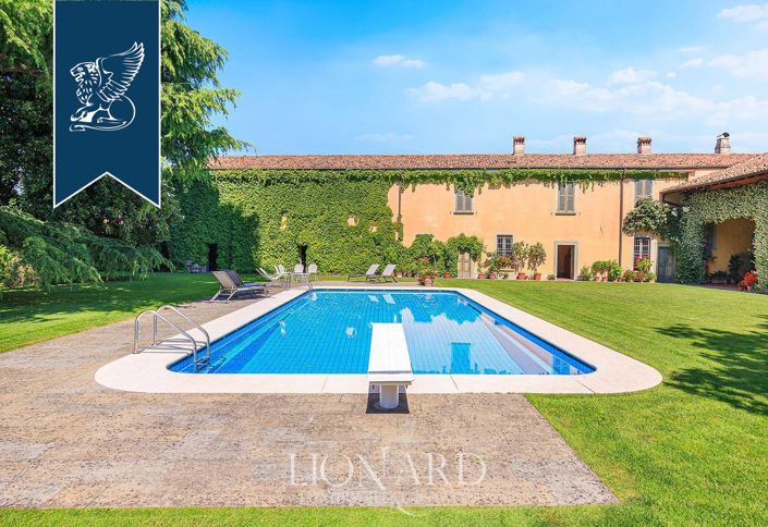 Image No.4-6 Bed Villa for sale