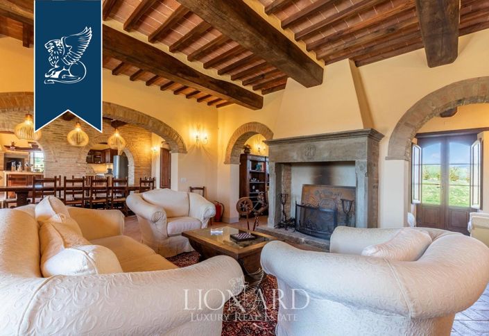 Image No.18-8 Bed Country House for sale