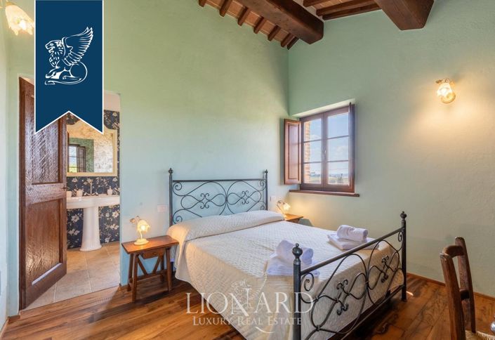 Image No.35-8 Bed Country House for sale
