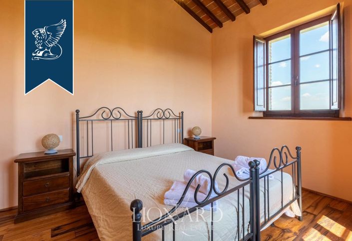 Image No.39-8 Bed Country House for sale
