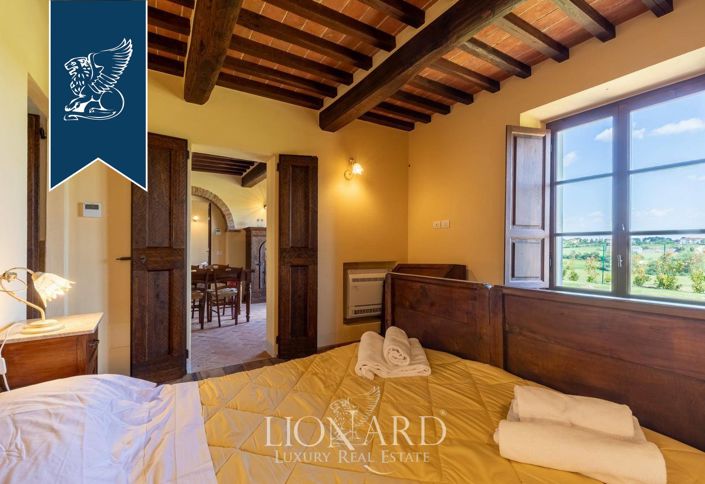 Image No.48-8 Bed Country House for sale