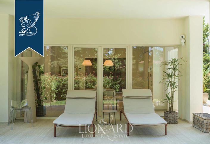 Image No.21-5 Bed Villa for sale
