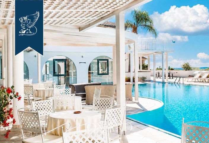 Image No.5-60 Bed Hotel for sale