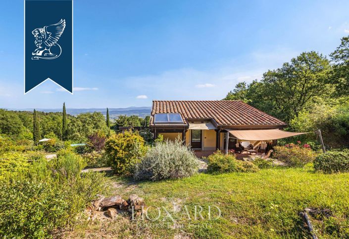 Image No.18-13 Bed Farmhouse for sale