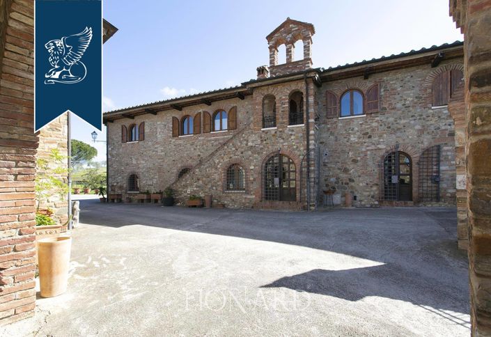 Image No.19-11 Bed Villa for sale