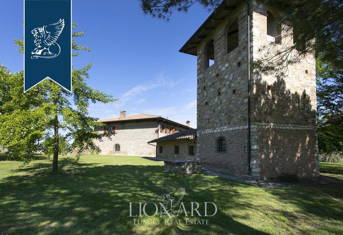 Image No.23-11 Bed Villa for sale
