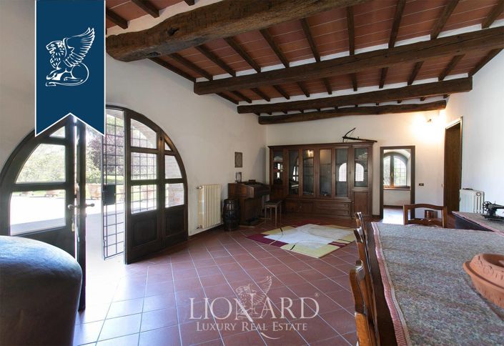 Image No.25-11 Bed Villa for sale