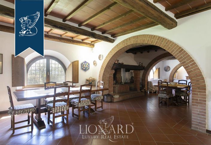 Image No.26-11 Bed Villa for sale