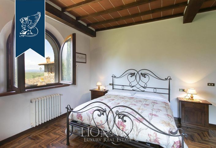Image No.33-11 Bed Villa for sale