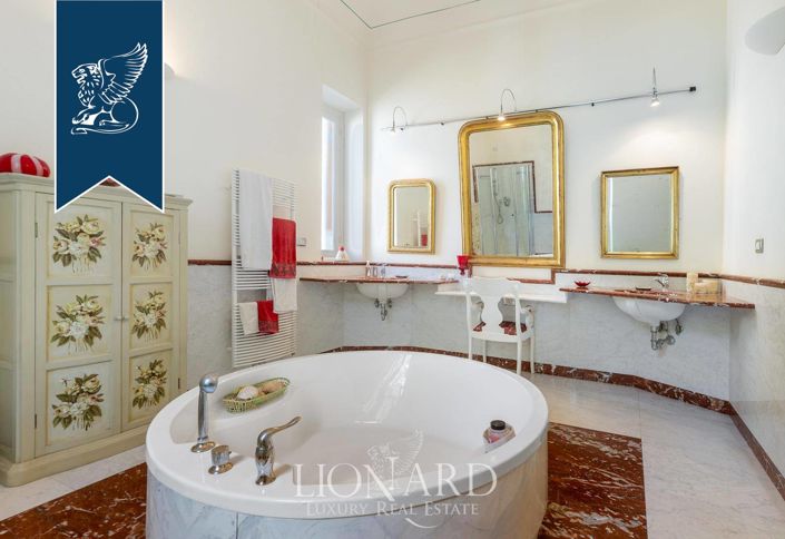 Image No.29-6 Bed Villa for sale