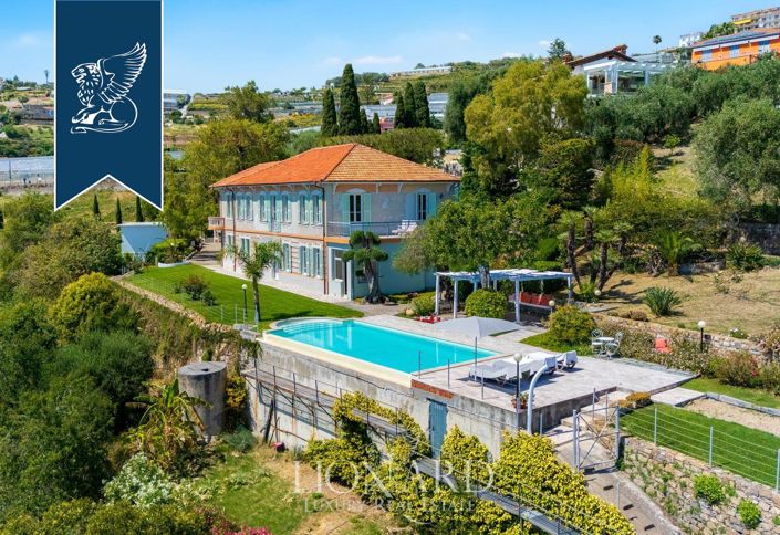 Image No.3-6 Bed Villa for sale