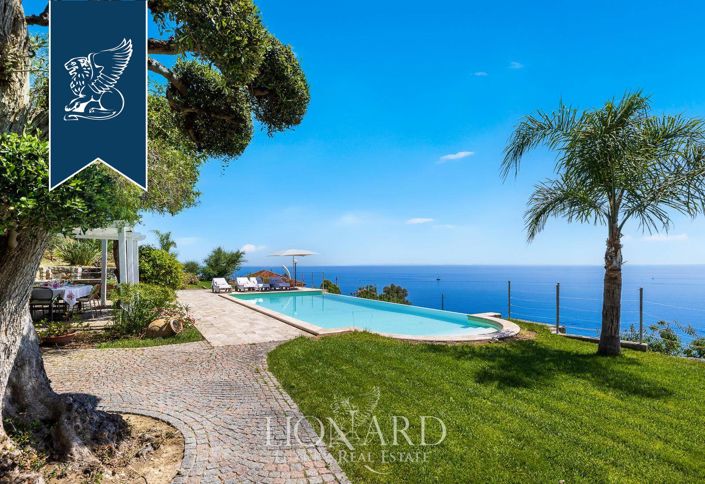 Image No.6-6 Bed Villa for sale