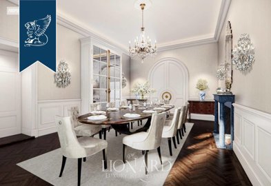 575599
