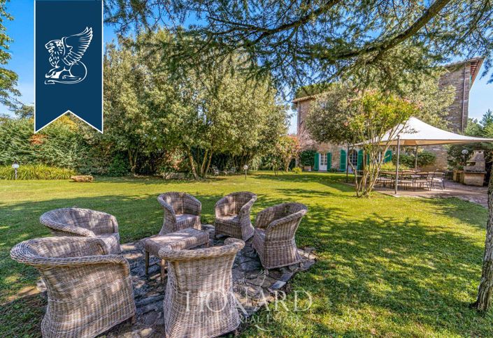 Image No.11-9 Bed Villa for sale