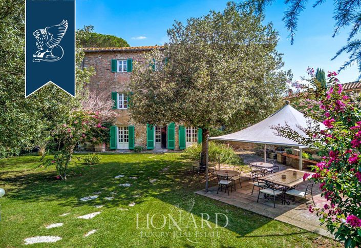 Image No.2-9 Bed Villa for sale