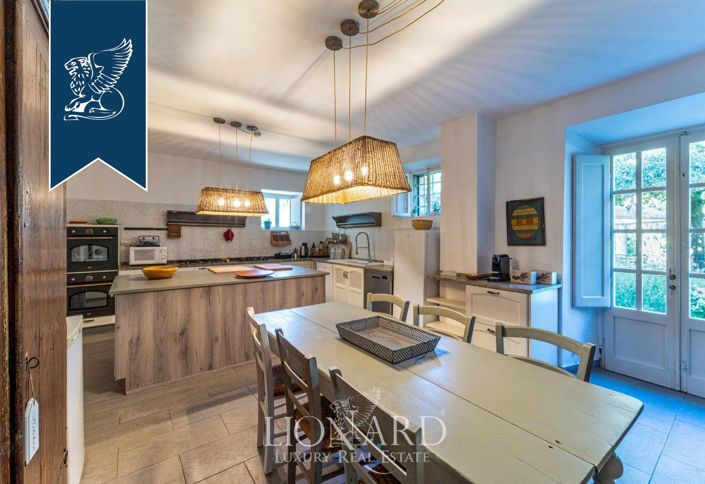 Image No.28-9 Bed Villa for sale