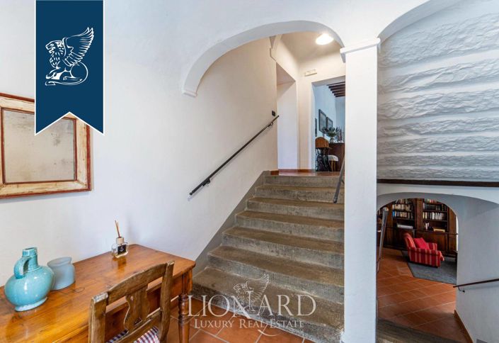 Image No.29-9 Bed Villa for sale