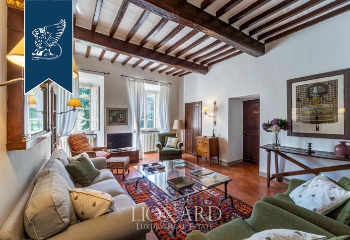 Image No.30-9 Bed Villa for sale