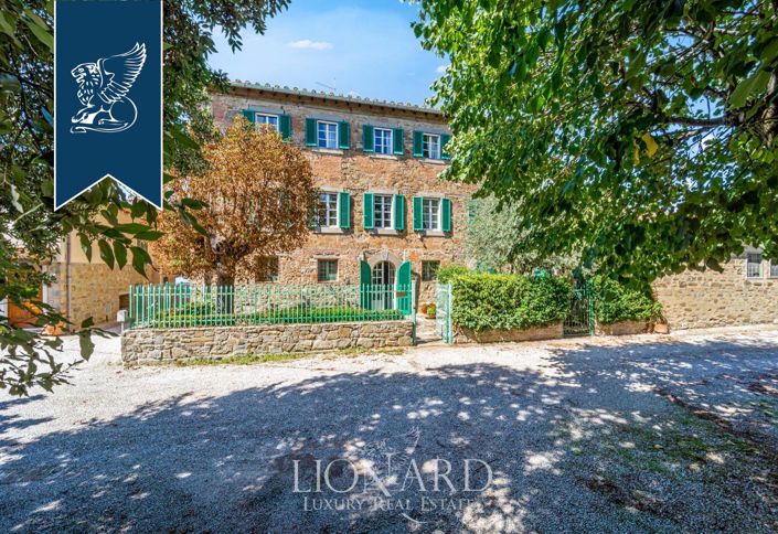 Image No.6-9 Bed Villa for sale