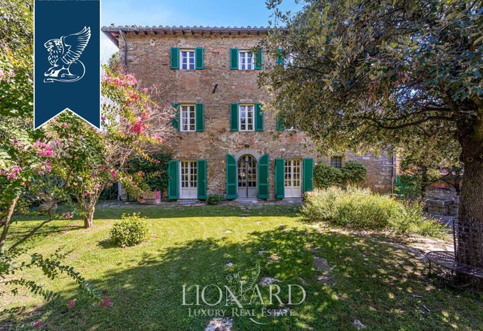 Image No.7-9 Bed Villa for sale