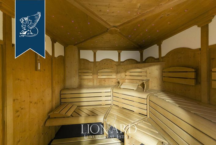 Image No.42-10 Bed Villa for sale