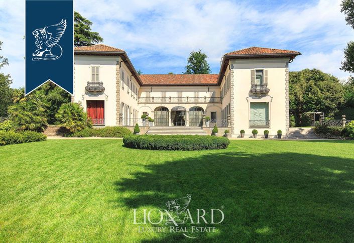 Image No.3-10 Bed Villa for sale