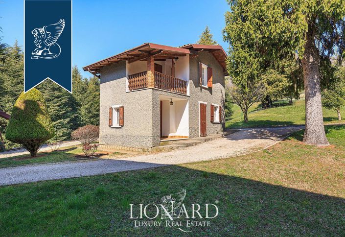 Image No.34-20 Bed Villa for sale