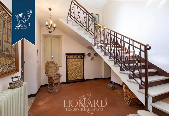Image No.53-20 Bed Villa for sale
