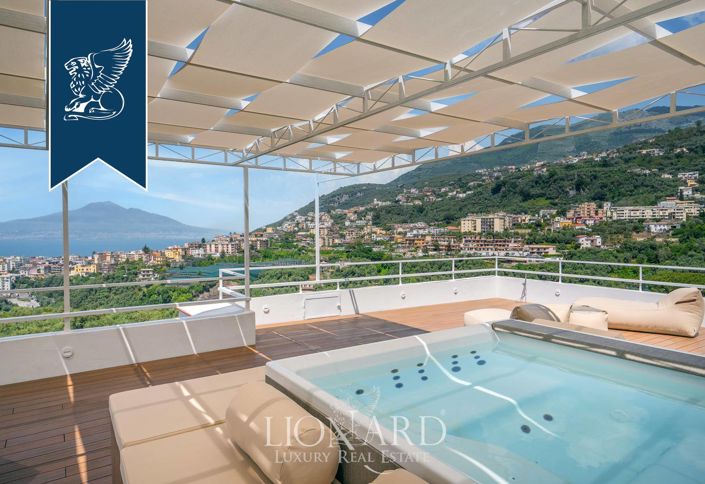 Image No.4-4 Bed Villa for sale