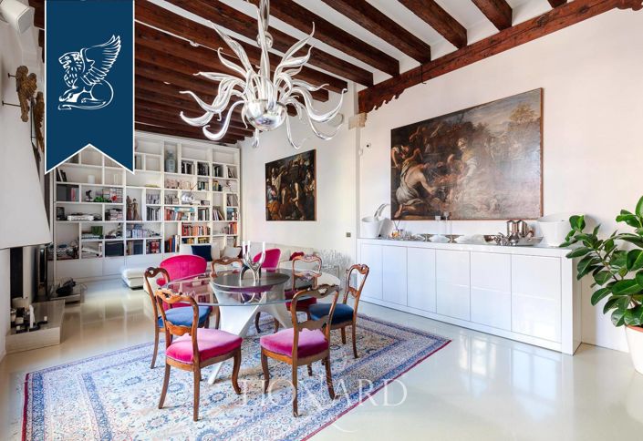 Image No.2-Propriété de 5 chambres à vendre à Venice