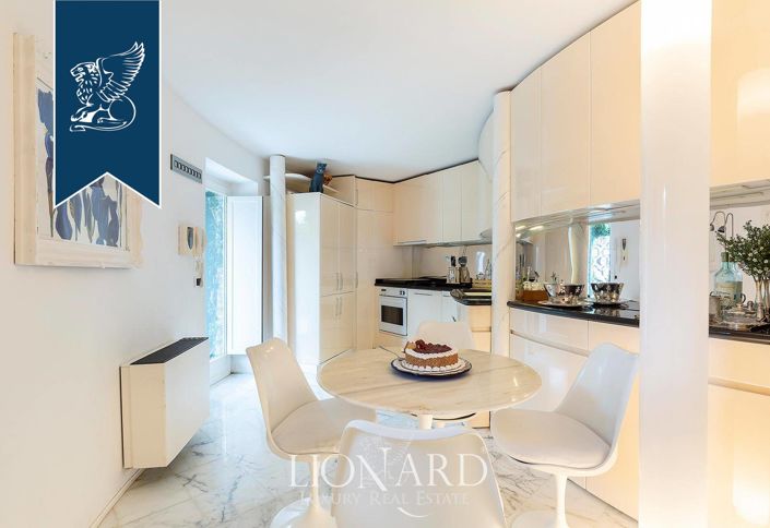Image No.28-4 Bed Apartment for sale
