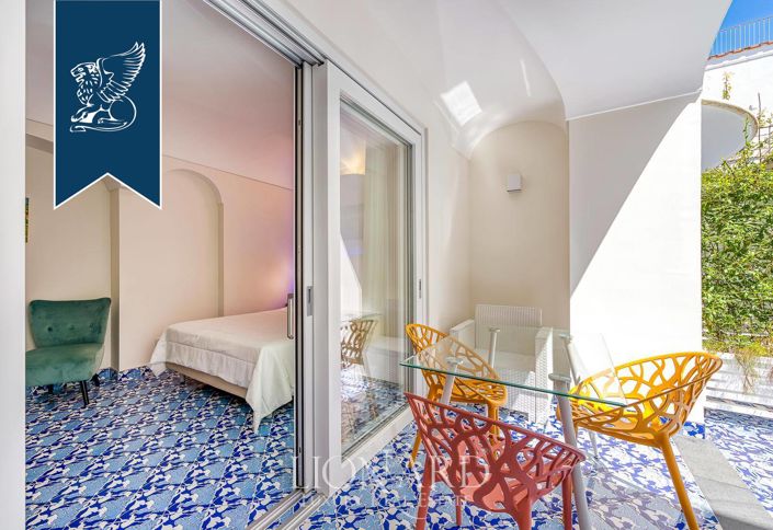 Image No.17-17 Bed Hotel for sale