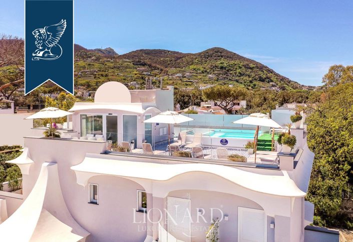 Image No.2-17 Bed Hotel for sale