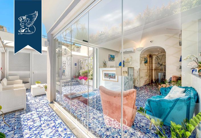 Image No.8-17 Bed Hotel for sale