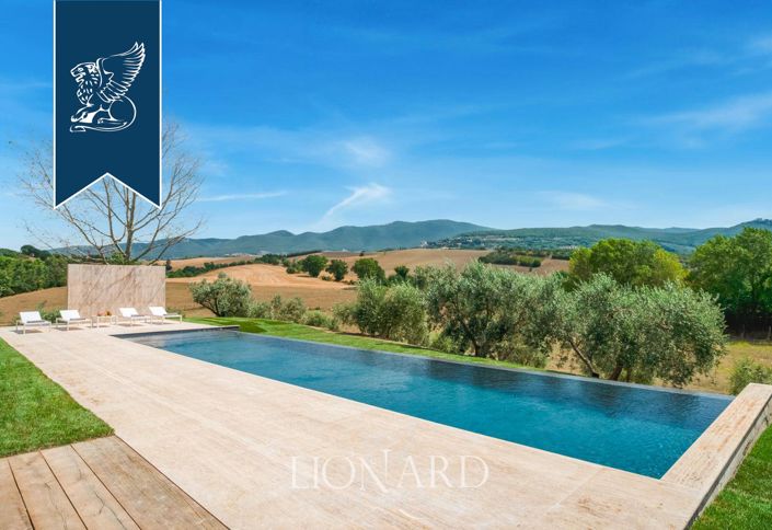 Image No.2-4 Bed Villa for sale