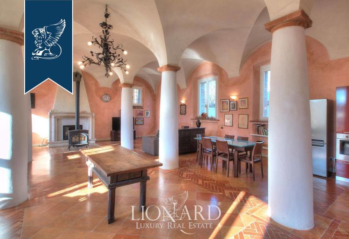 Image No.14-6 Bed Villa for sale
