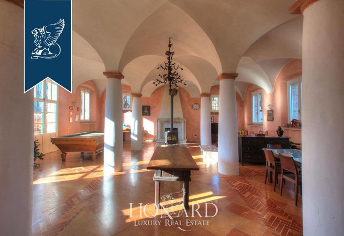 Image No.15-6 Bed Villa for sale