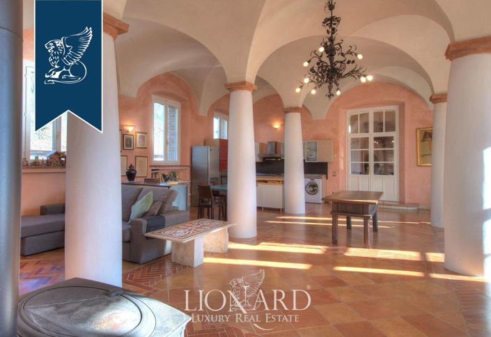 Image No.17-6 Bed Villa for sale