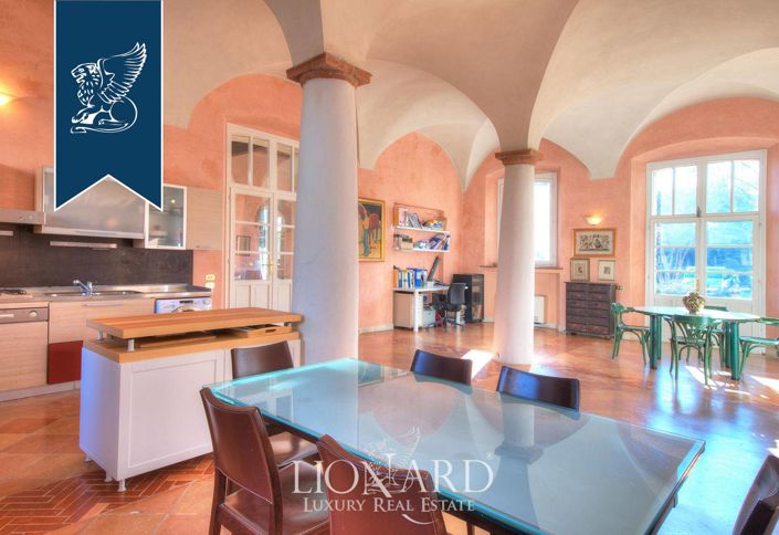 Image No.18-6 Bed Villa for sale