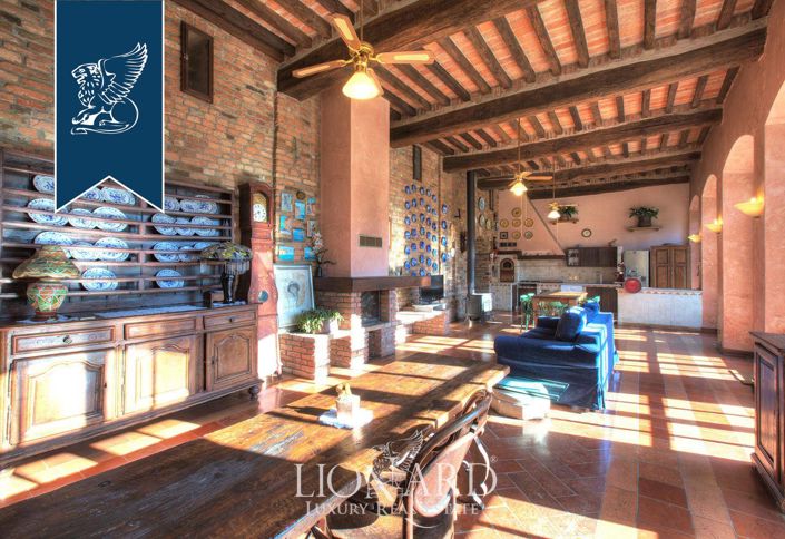 Image No.19-6 Bed Villa for sale