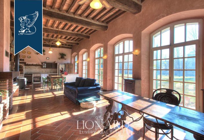 Image No.21-6 Bed Villa for sale