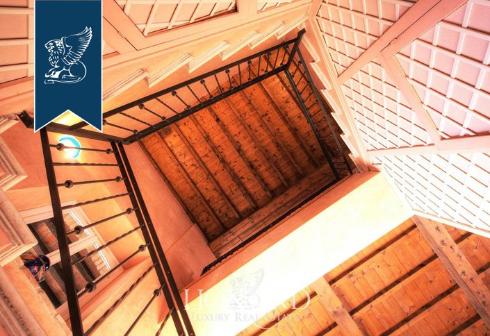 Image No.27-6 Bed Villa for sale