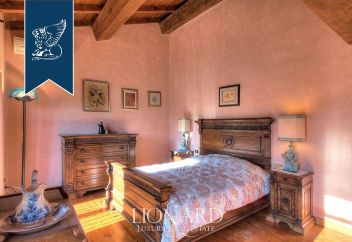 Image No.34-6 Bed Villa for sale